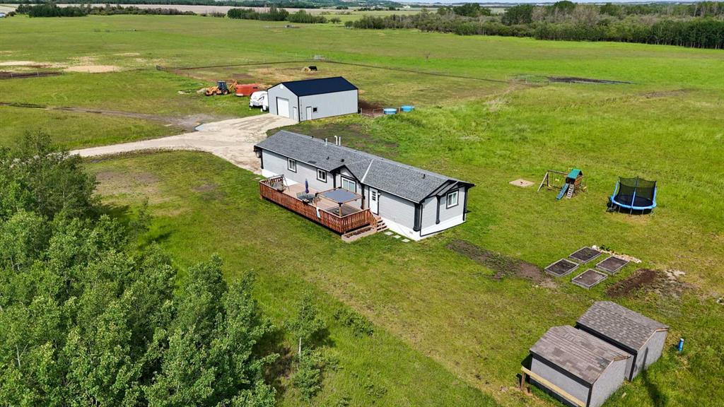 Picture of 712045 Range Road 90  , Rural Grande Prairie No. 1, County of Real Estate Listing