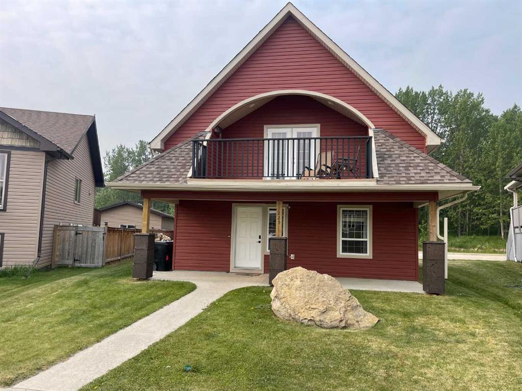 Picture of 225 Valarosa Place , Didsbury Real Estate Listing