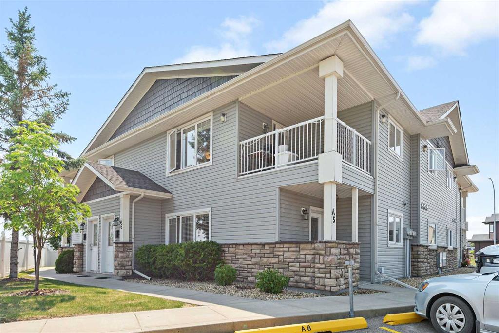 Picture of A6, 99 Pioneer Way , Blackfalds Real Estate Listing