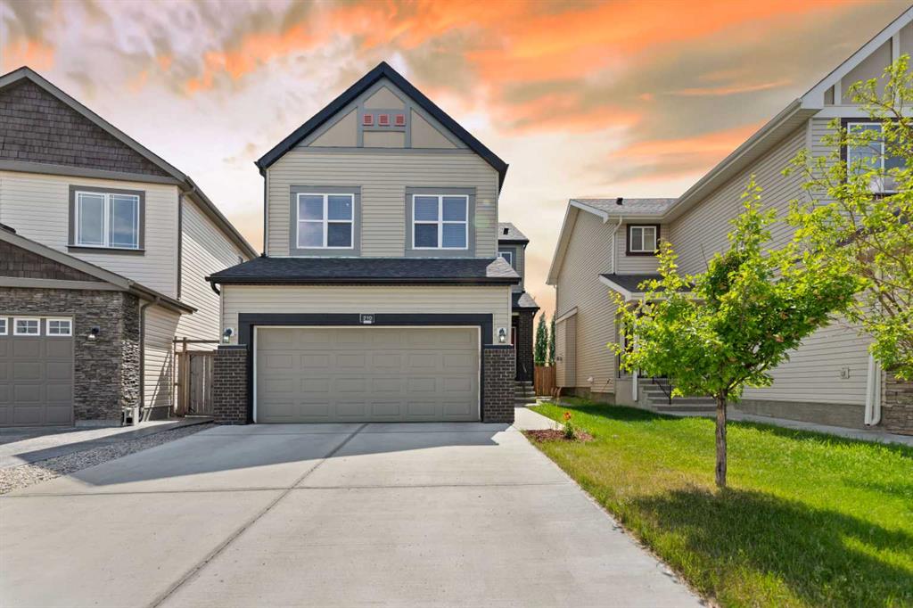Picture of 210 Copperpond Bay SE, Calgary Real Estate Listing