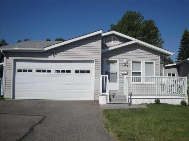 Picture of 3104 31 Street S, Lethbridge Real Estate Listing