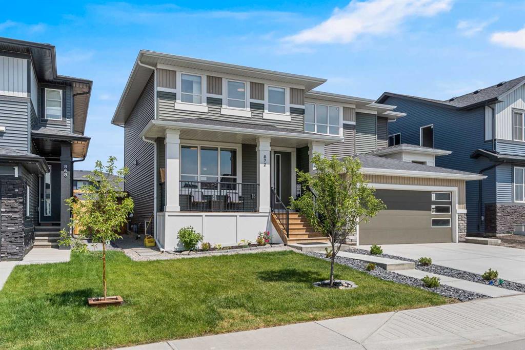 Picture of 872 Lawthorn Way SE, Airdrie Real Estate Listing