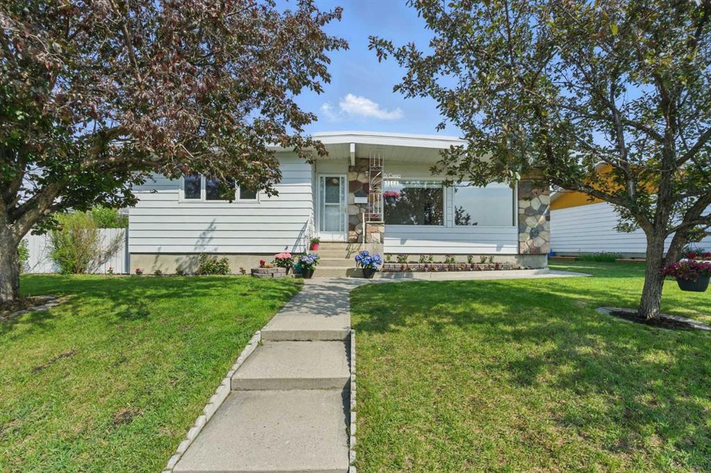 Picture of 2128 8 Avenue NE, Calgary Real Estate Listing
