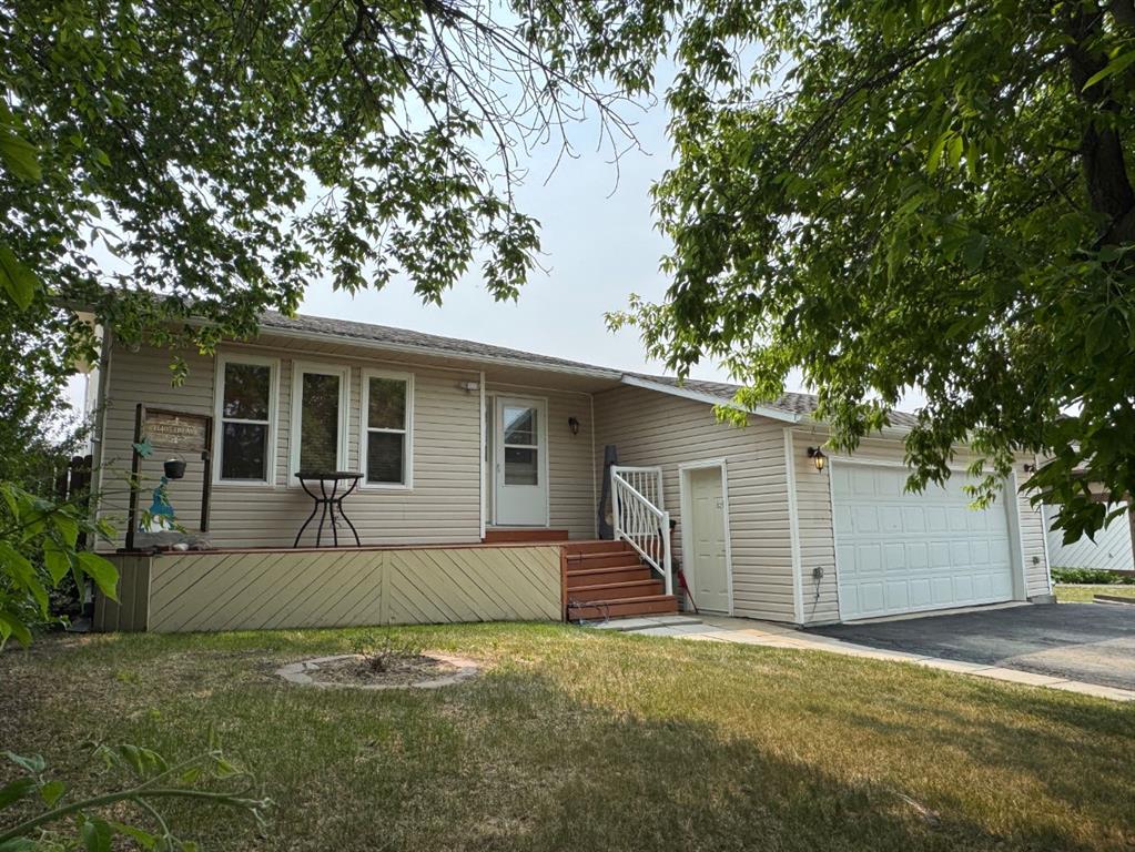 Picture of 11405 110 AvenueCrescent , Fairview Real Estate Listing