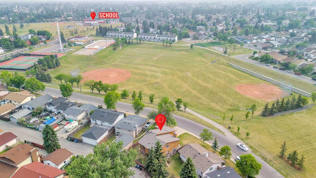 Picture of 156 Templegreen Drive NE, Calgary Real Estate Listing