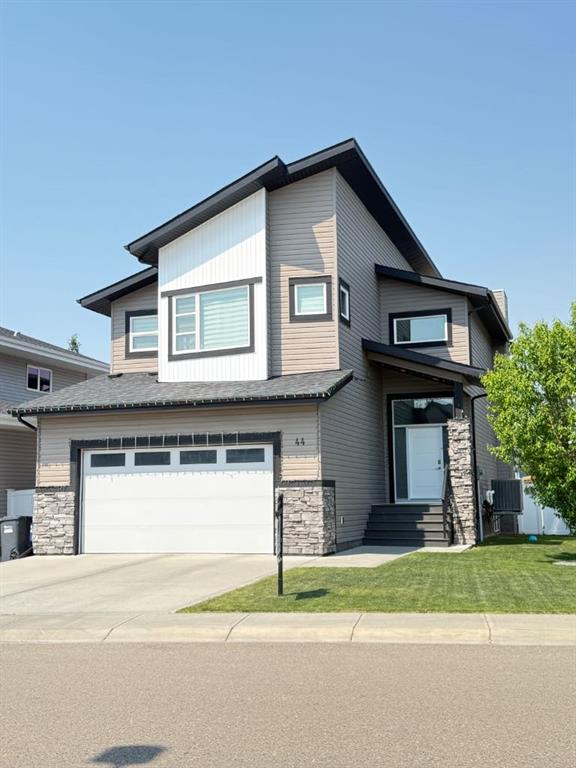 Picture of 44 Vancouver Crescent , Red Deer Real Estate Listing