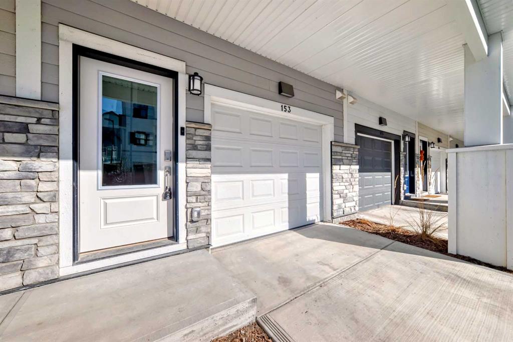 Picture of 153 Les Jardins Park SE, Calgary Real Estate Listing