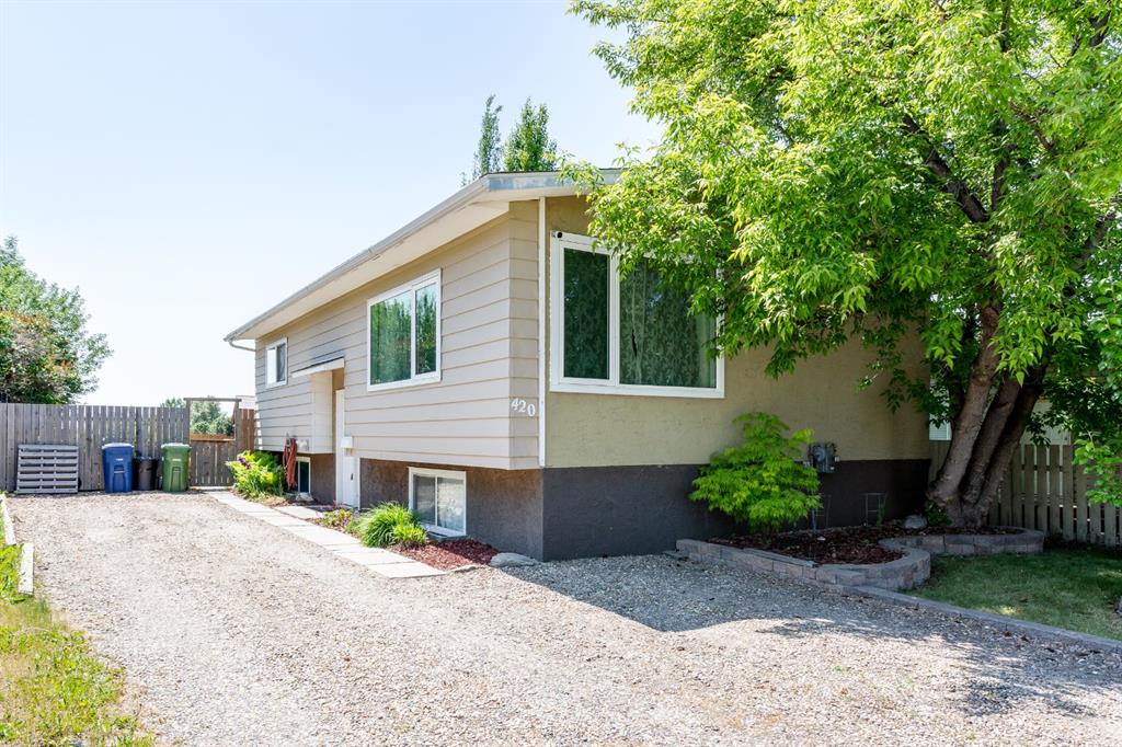 Picture of 420 Spring Haven Court SE, Airdrie Real Estate Listing