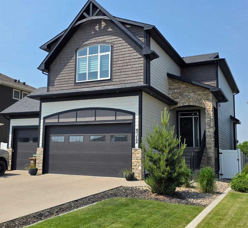 Picture of 5312 43 Street , Taber Real Estate Listing