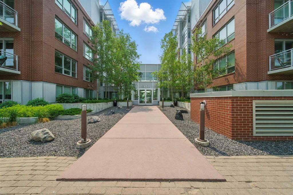 Picture of 205, 63 Inglewood Park SE, Calgary Real Estate Listing