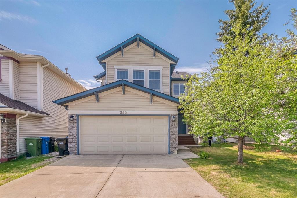 Picture of 240 Panamount Lane NW, Calgary Real Estate Listing