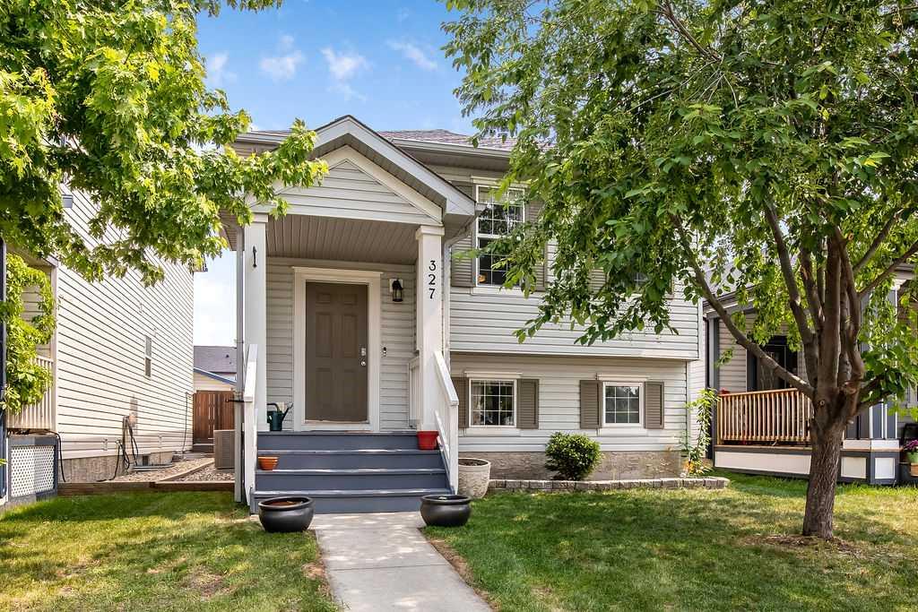 Picture of 327 Copperfield Gardens SE, Calgary Real Estate Listing