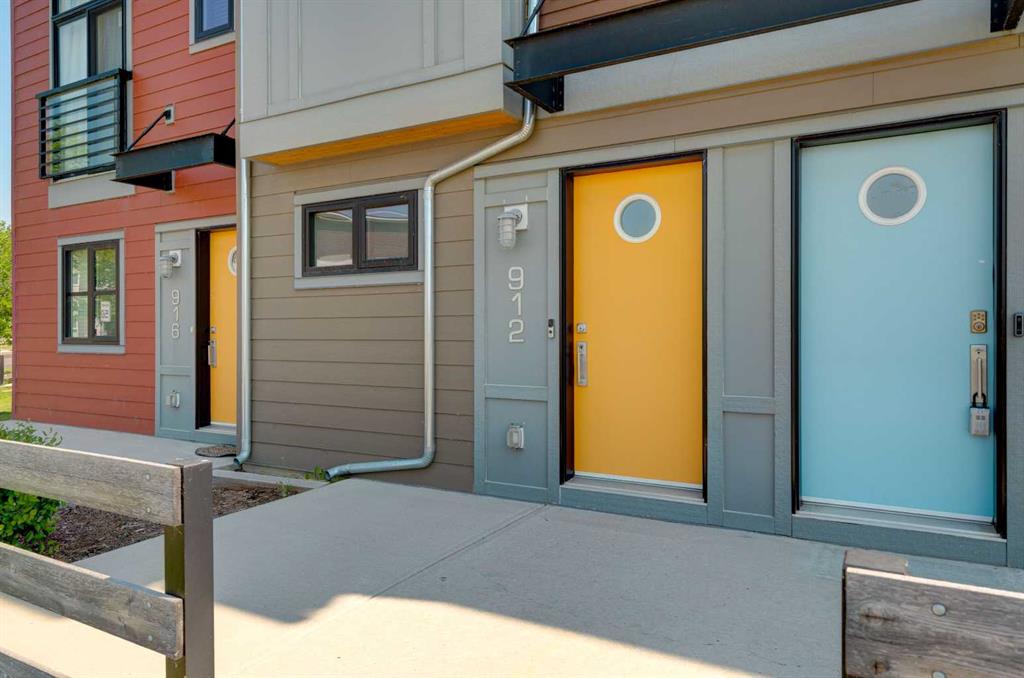 Picture of 912 Walden Drive SE, Calgary Real Estate Listing