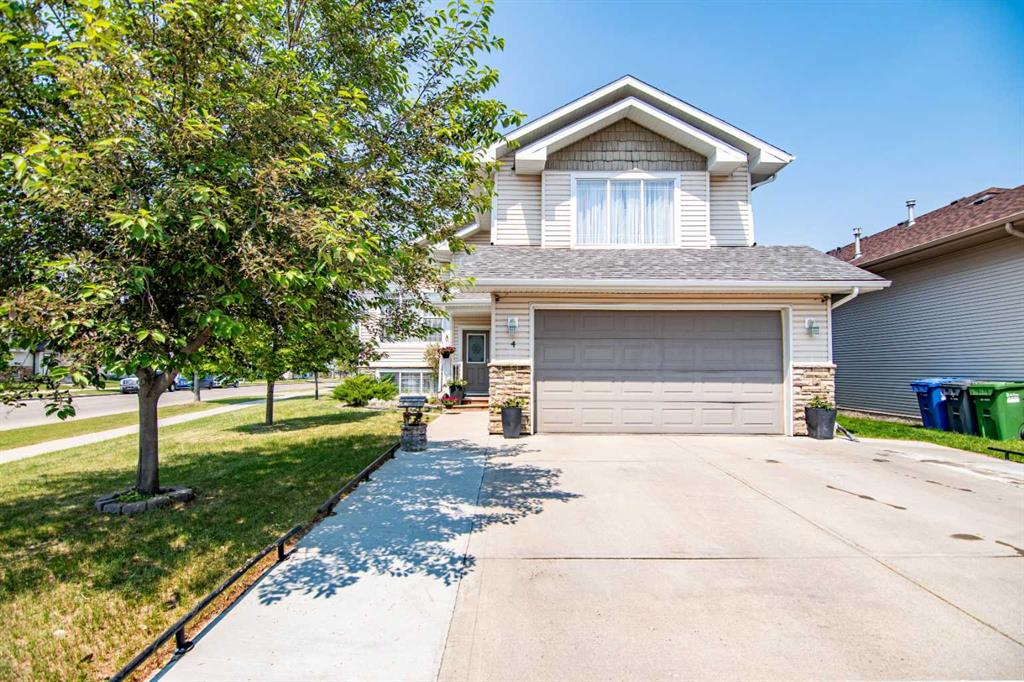 Picture of 4 Isbister Close , Red Deer Real Estate Listing