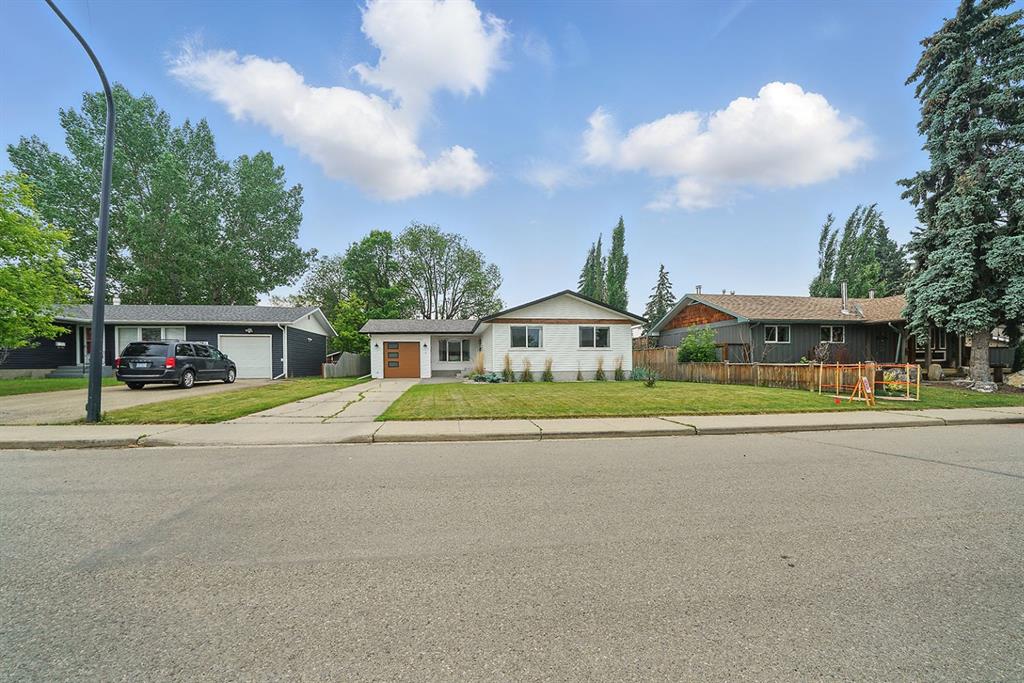 Picture of 3 Scott Street , Red Deer Real Estate Listing