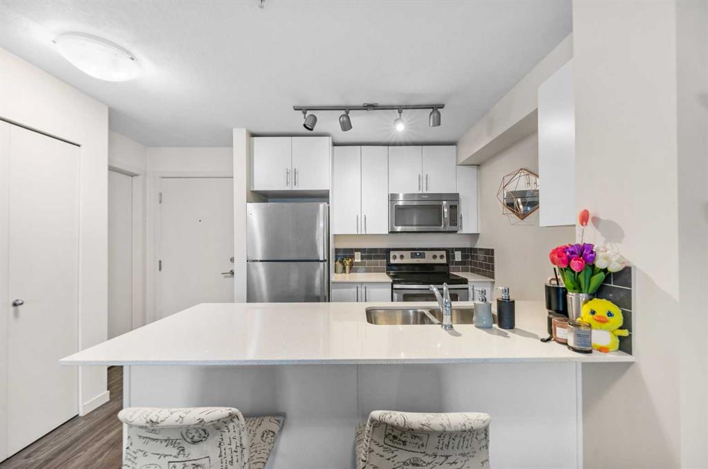 Picture of 1214, 181 Skyview Ranch Manor NE, Calgary Real Estate Listing