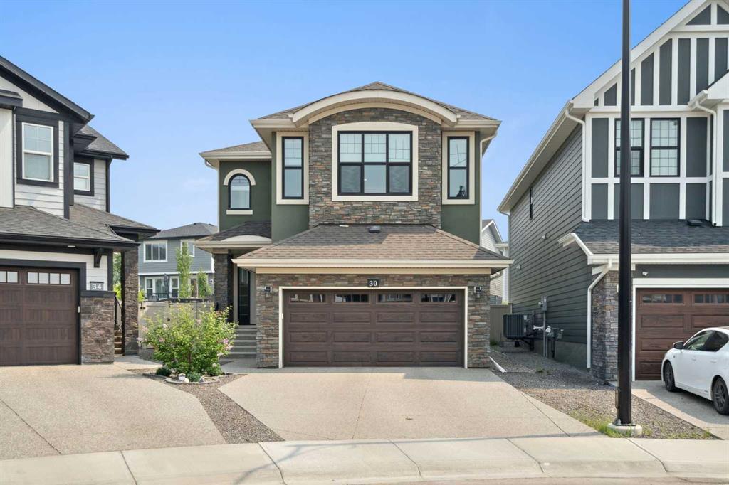 Picture of 30 West Grove Mews SW, Calgary Real Estate Listing