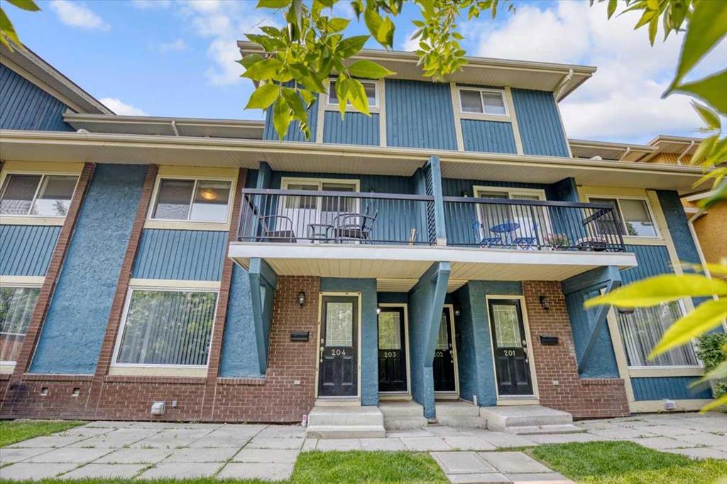 Picture of 203, 2200 Woodview Drive SW, Calgary Real Estate Listing