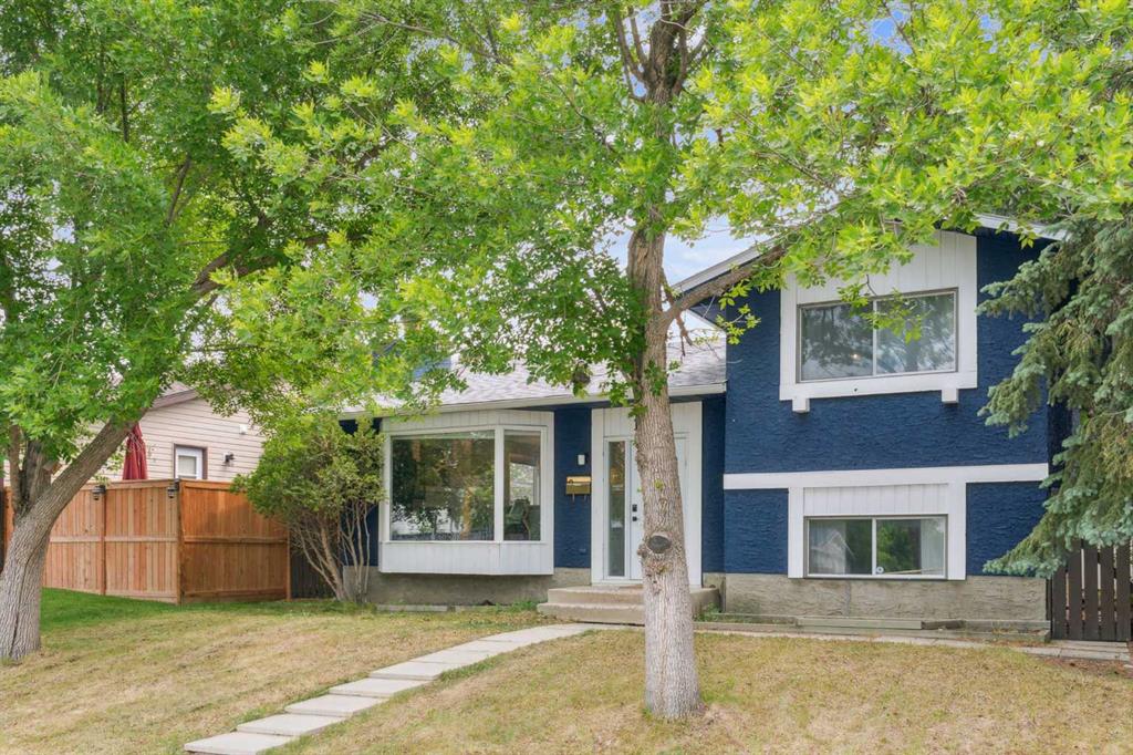 Picture of 159 Woodbrook Way SW, Calgary Real Estate Listing