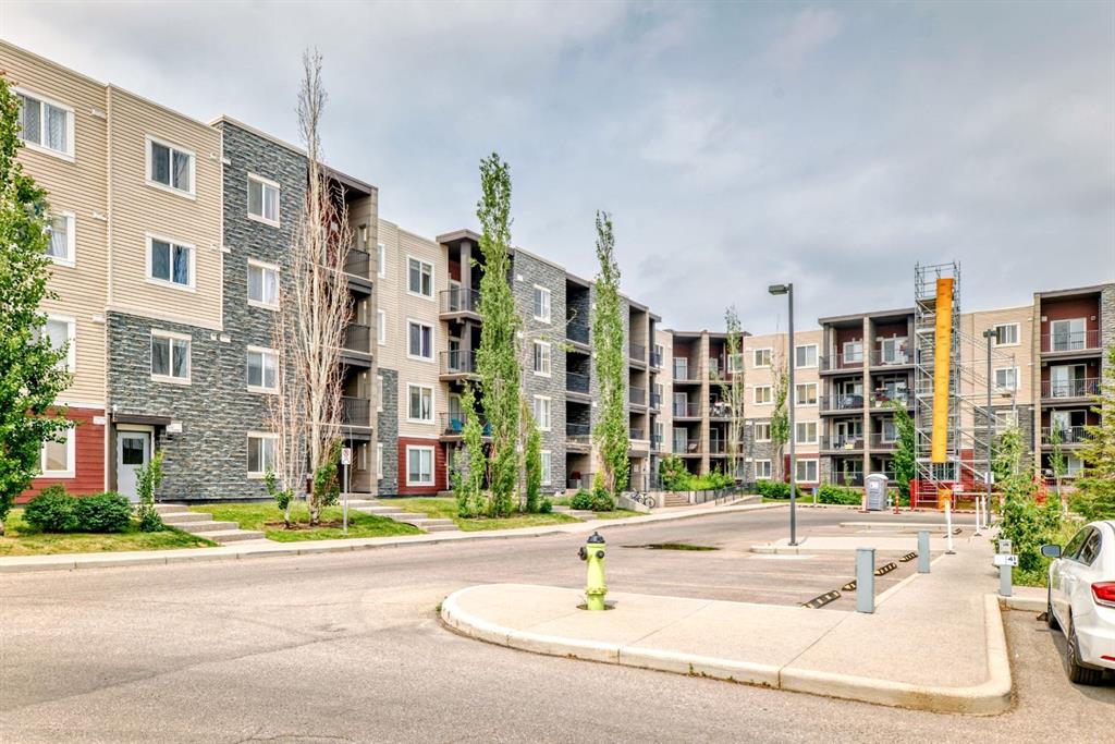 Picture of 220, 195 Kincora Glen Road NW, Calgary Real Estate Listing