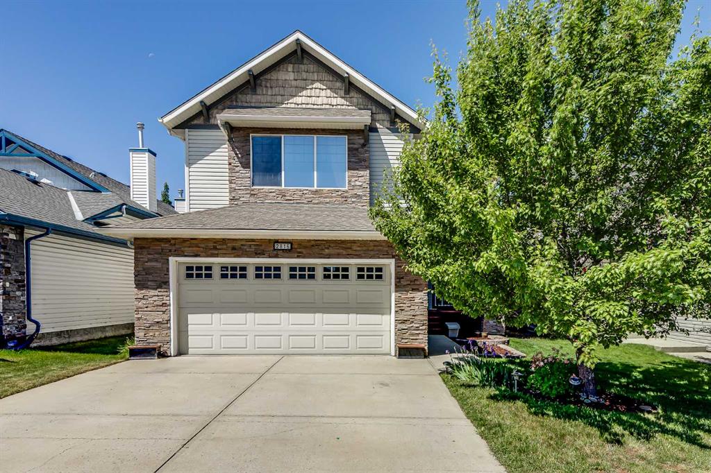Picture of 2816 Coopers Manor SW, Airdrie Real Estate Listing