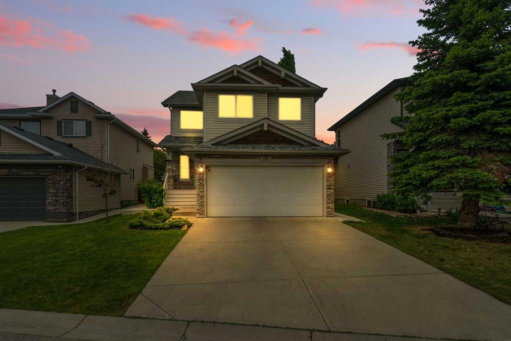 Picture of 117 Wentworth Close SW, Calgary Real Estate Listing