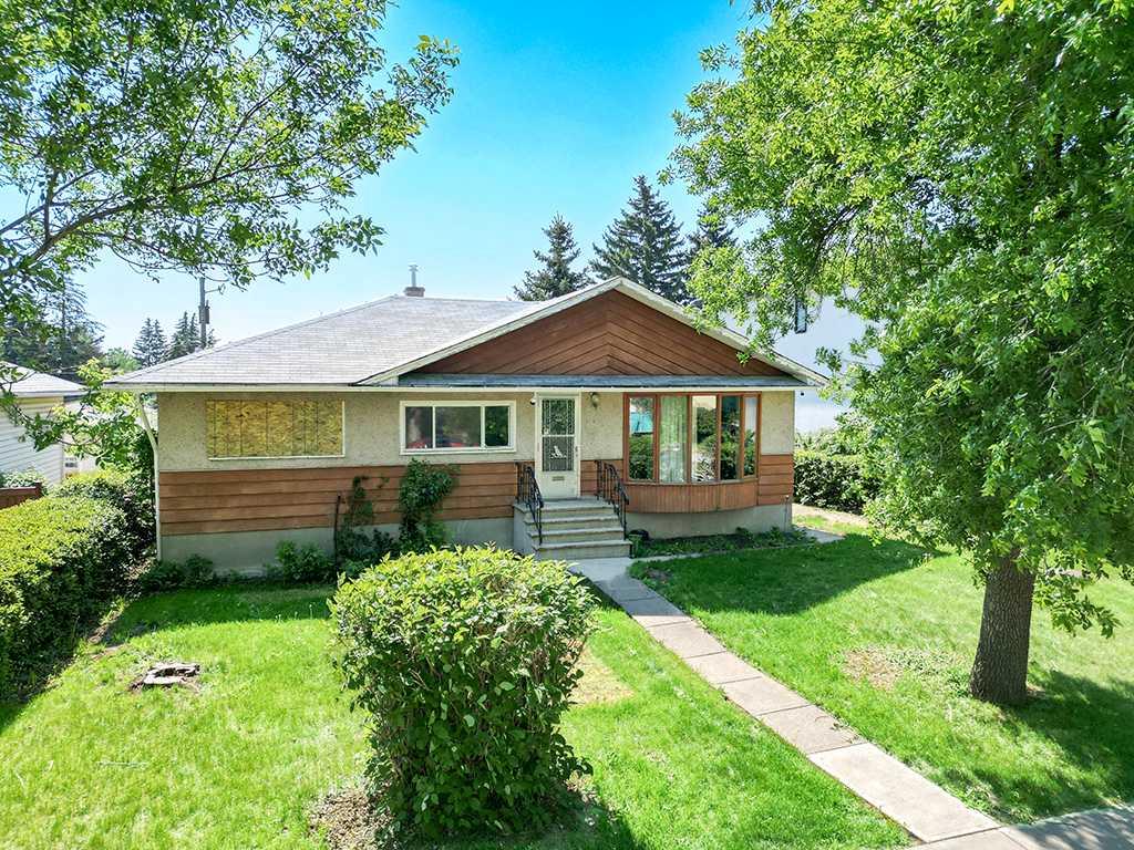 Picture of 44 Hunter Street NW, Calgary Real Estate Listing