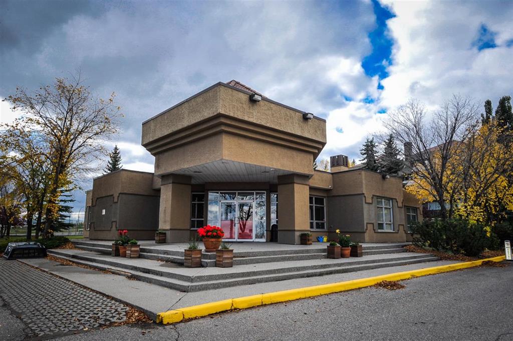 Picture of 7, 304 Village Mews SW, Calgary Real Estate Listing