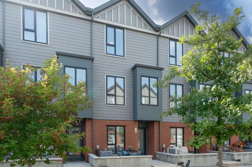 Picture of 508 Drake Landing Wynd , Okotoks Real Estate Listing