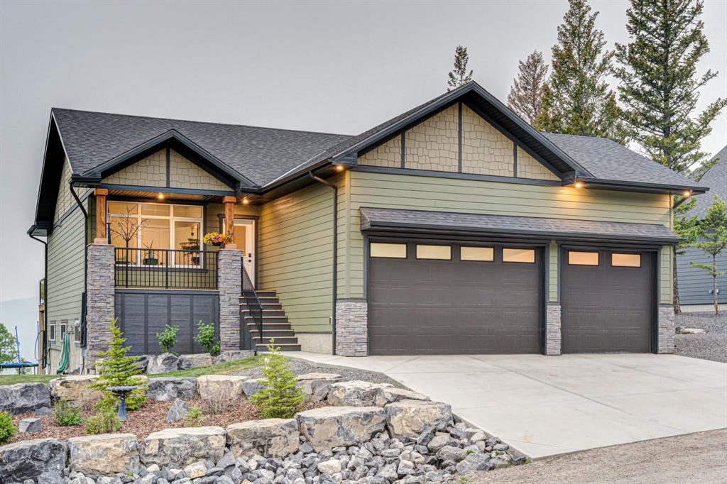Picture of 37 Kananaskis Way  , Coleman Real Estate Listing