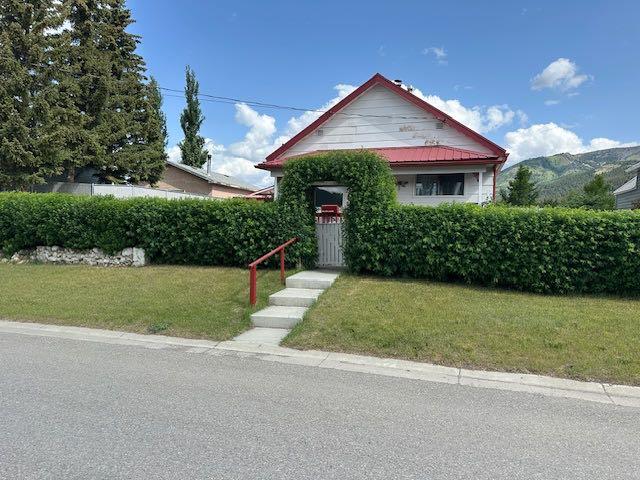 Picture of 2910 223 Street , Bellevue Real Estate Listing