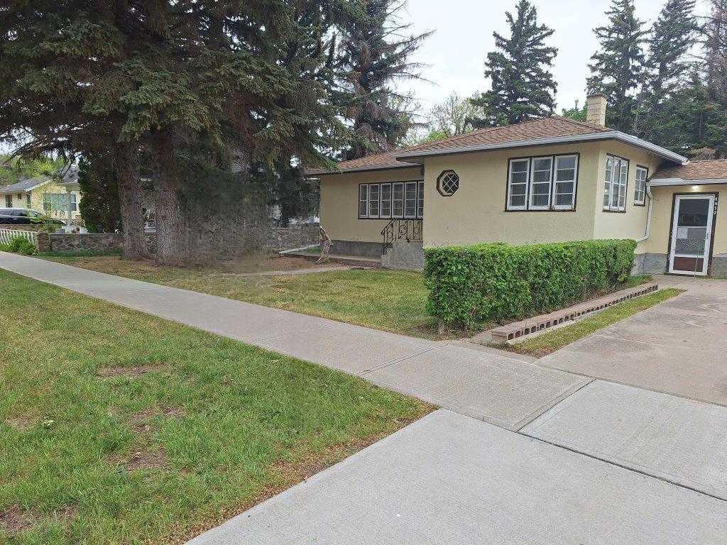 Picture of 4817 52 Avenue , Taber Real Estate Listing