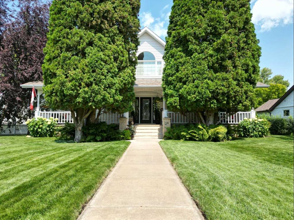 Picture of 24 Evergreen Park Close W, Brooks Real Estate Listing