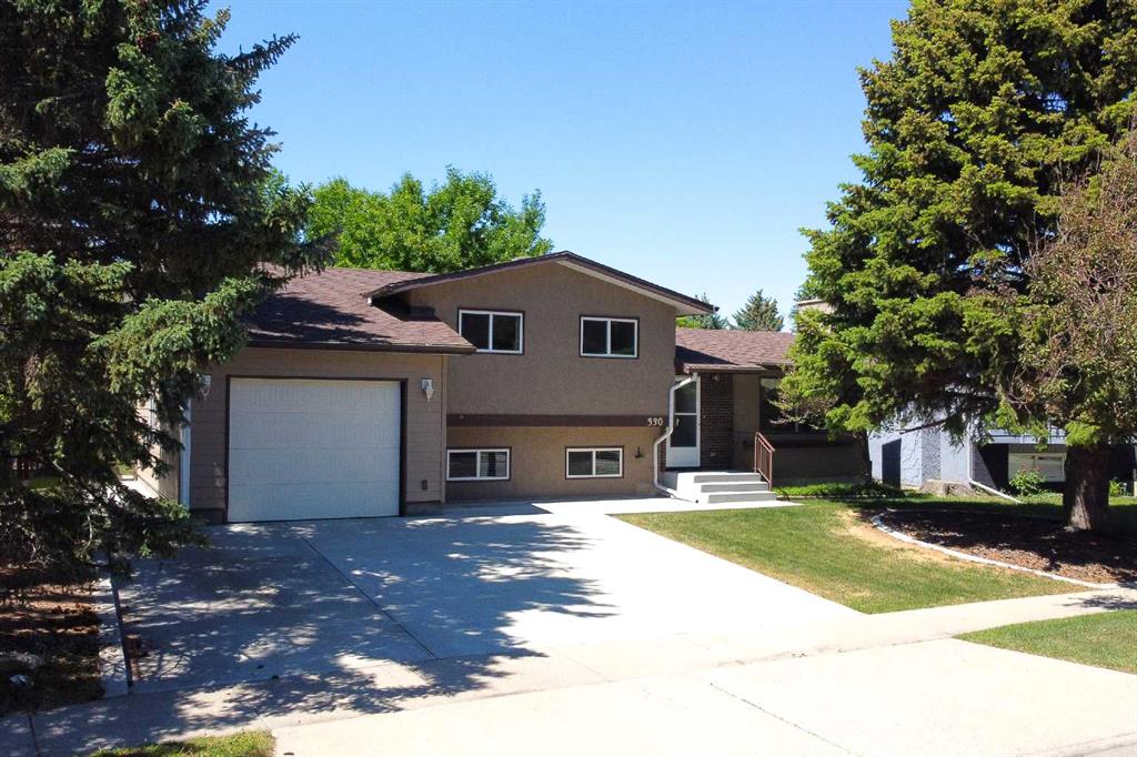 Picture of 330 Laval Boulevard W, Lethbridge Real Estate Listing