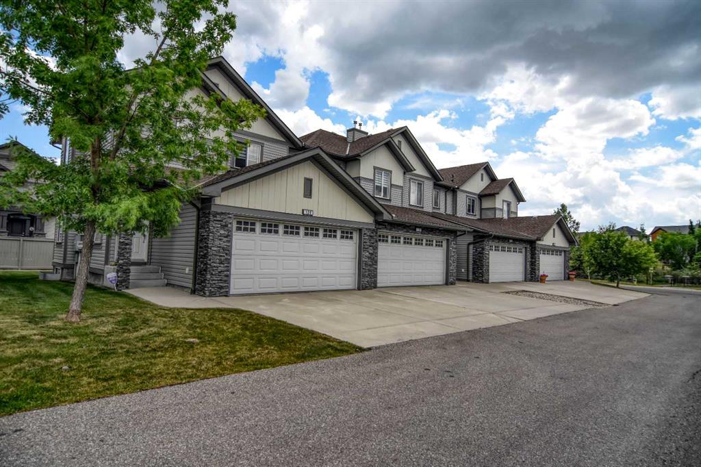 Picture of 130, 100 Coopers Common SW, Airdrie Real Estate Listing