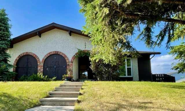 Picture of 343 Manora Rise NE, Calgary Real Estate Listing