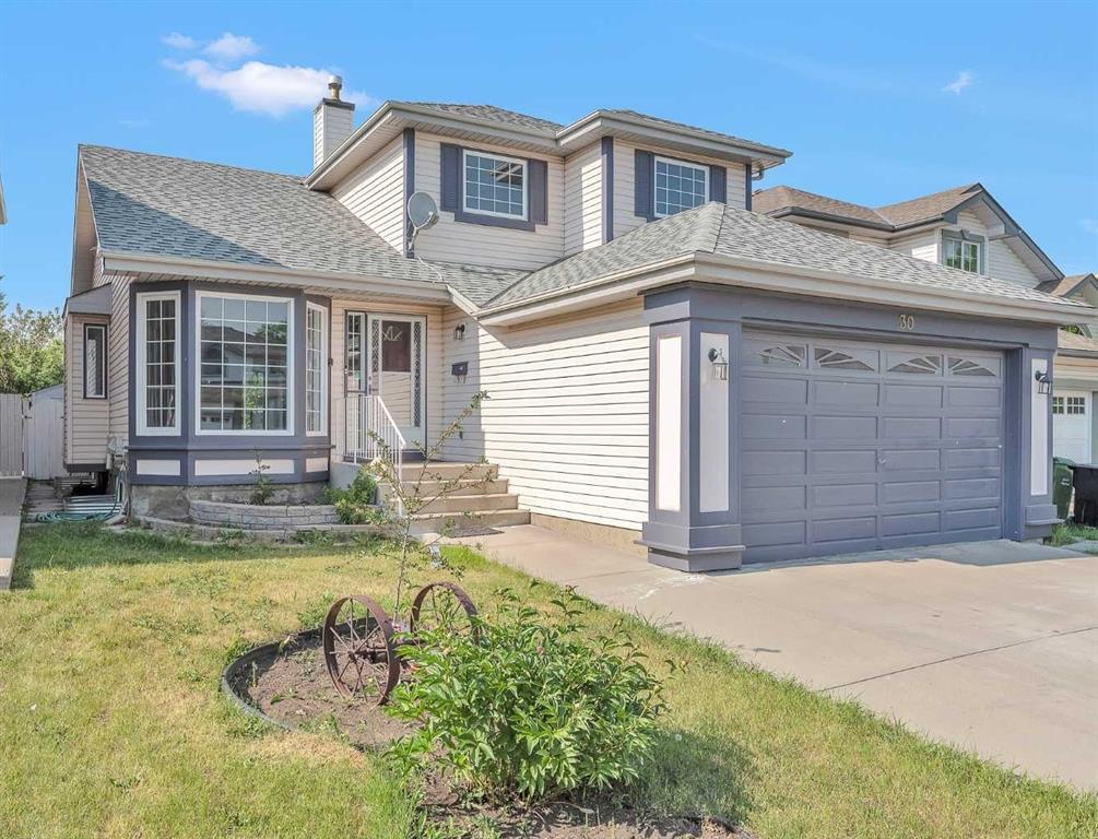 Picture of 30 Hidden Circle NW, Calgary Real Estate Listing