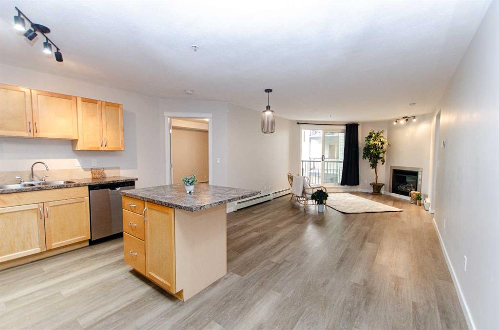 Picture of 212, 5601 Kerrywood Drive , Red Deer Real Estate Listing