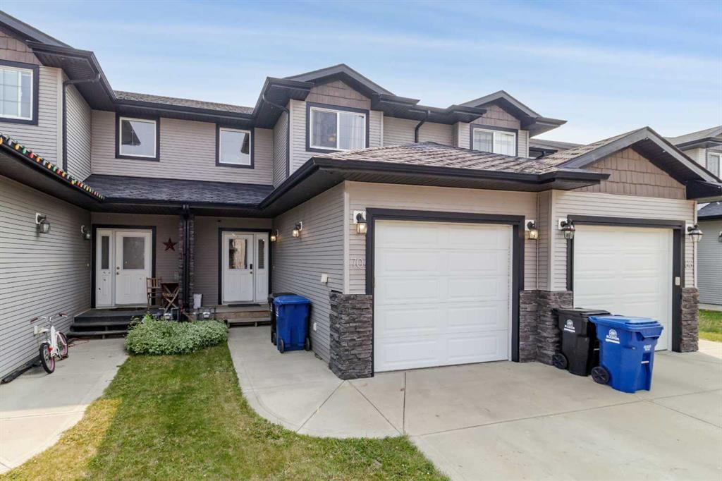 Picture of 70 Parkway Drive , Blackfalds Real Estate Listing