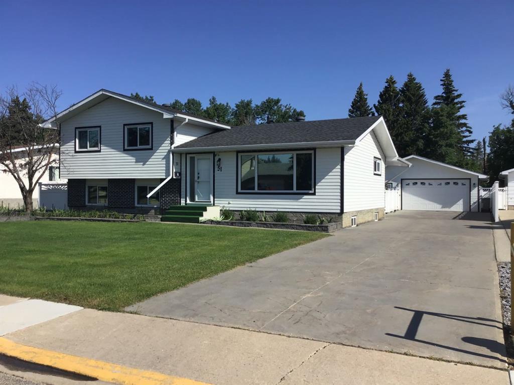 Picture of 51 BAXTER Crescent , Whitecourt Real Estate Listing