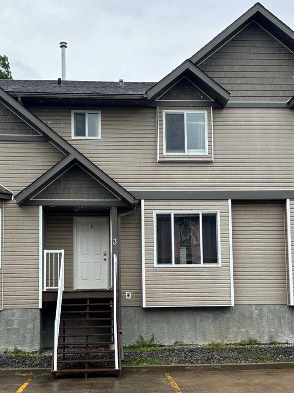 Picture of 3, 71 Rodeo Way , Whitecourt Real Estate Listing
