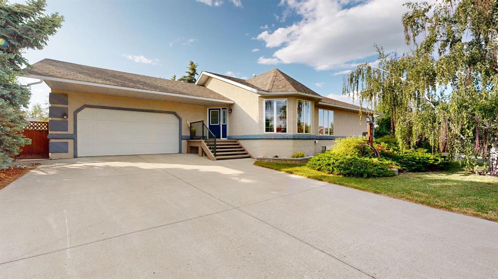 Picture of 404 Slade Place , Nanton Real Estate Listing