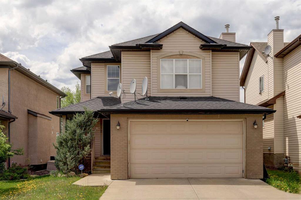Picture of 112 Cougarstone Manor SW, Calgary Real Estate Listing