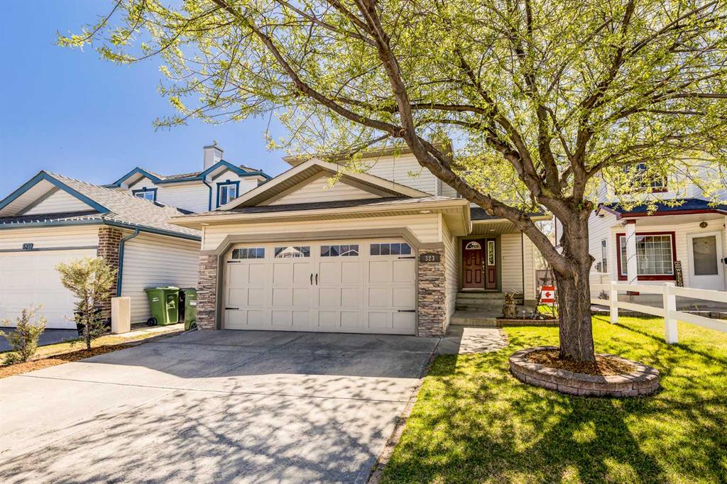 Picture of 323 Hidden Ranch Circle NW, Calgary Real Estate Listing