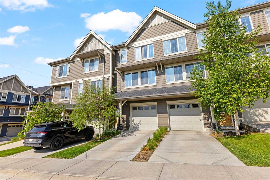 Picture of 96 Evansview Gardens NW, Calgary Real Estate Listing