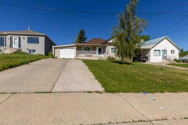 Picture of 335 1 Street W, Cardston Real Estate Listing