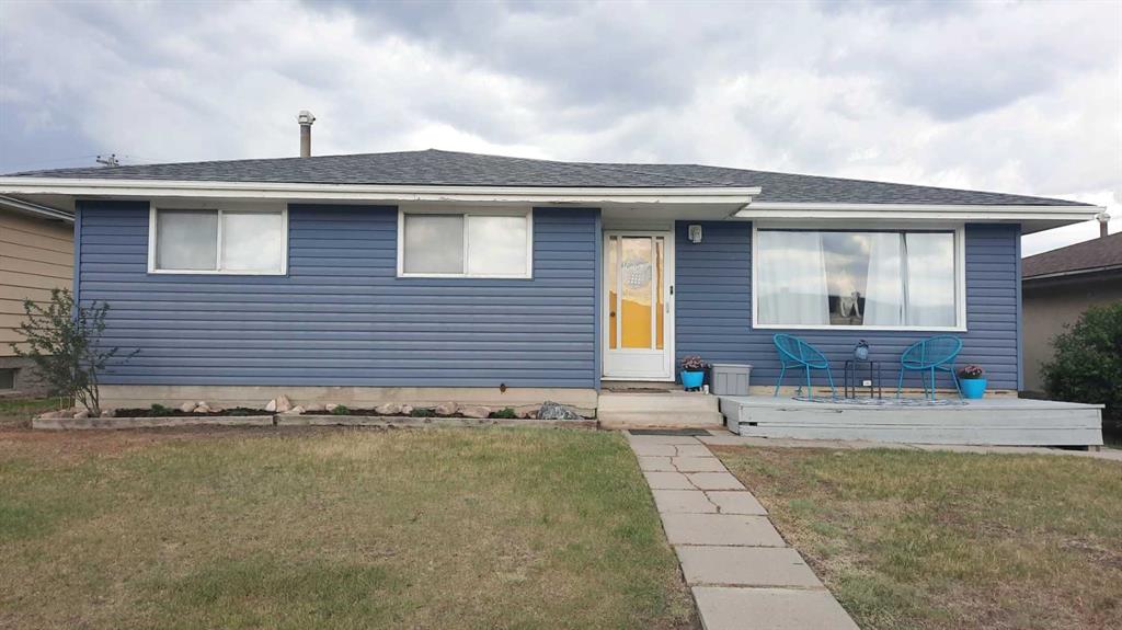 Picture of 1005 2 Street SE, Drumheller Real Estate Listing