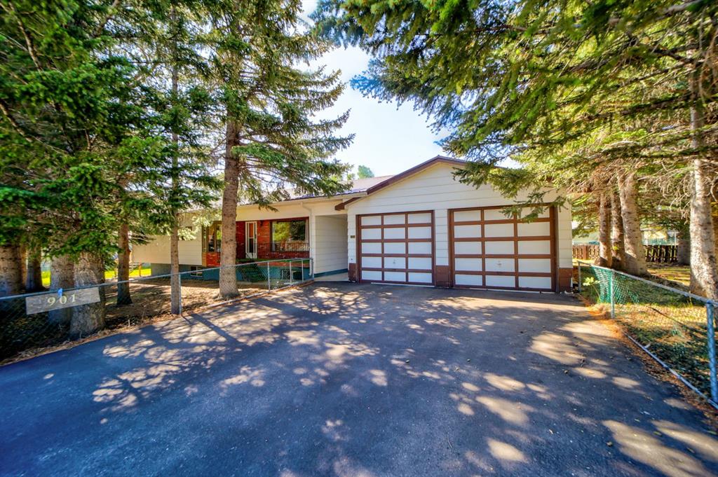 Picture of 901 230 Street , Hillcrest Real Estate Listing