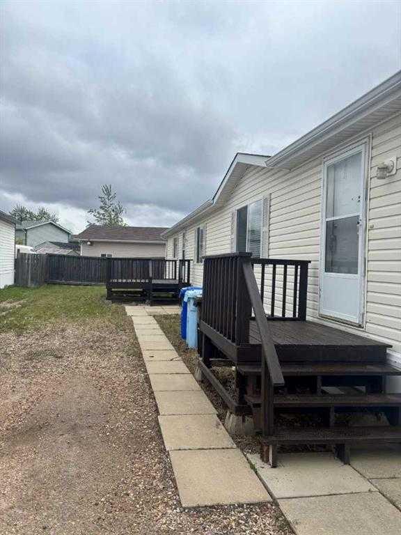 Picture of 272 Palomino Close , Fort McMurray Real Estate Listing
