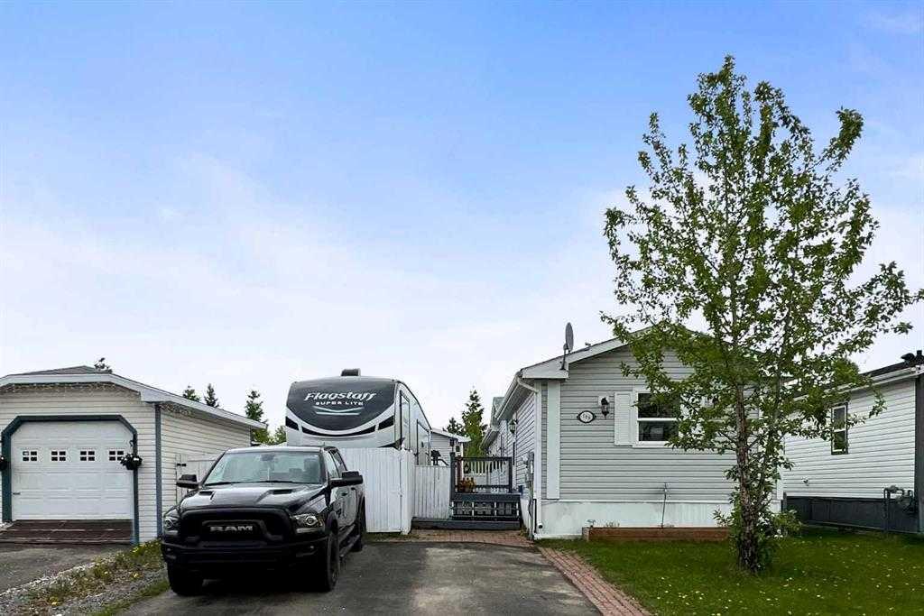 Picture of 268 Harpe Way , Fort McMurray Real Estate Listing